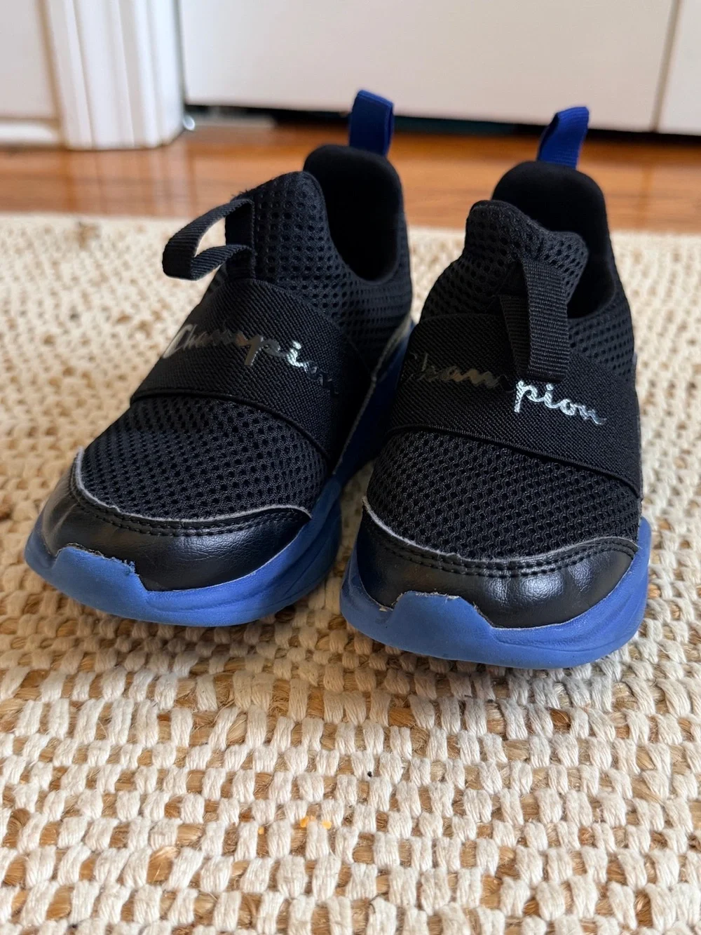 Champion easy slip
